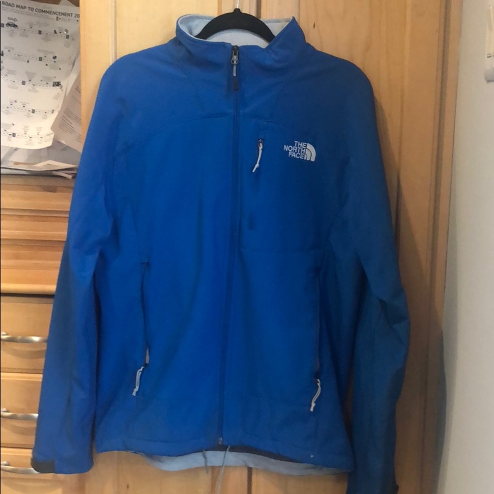 The North Face men’s apex jacket